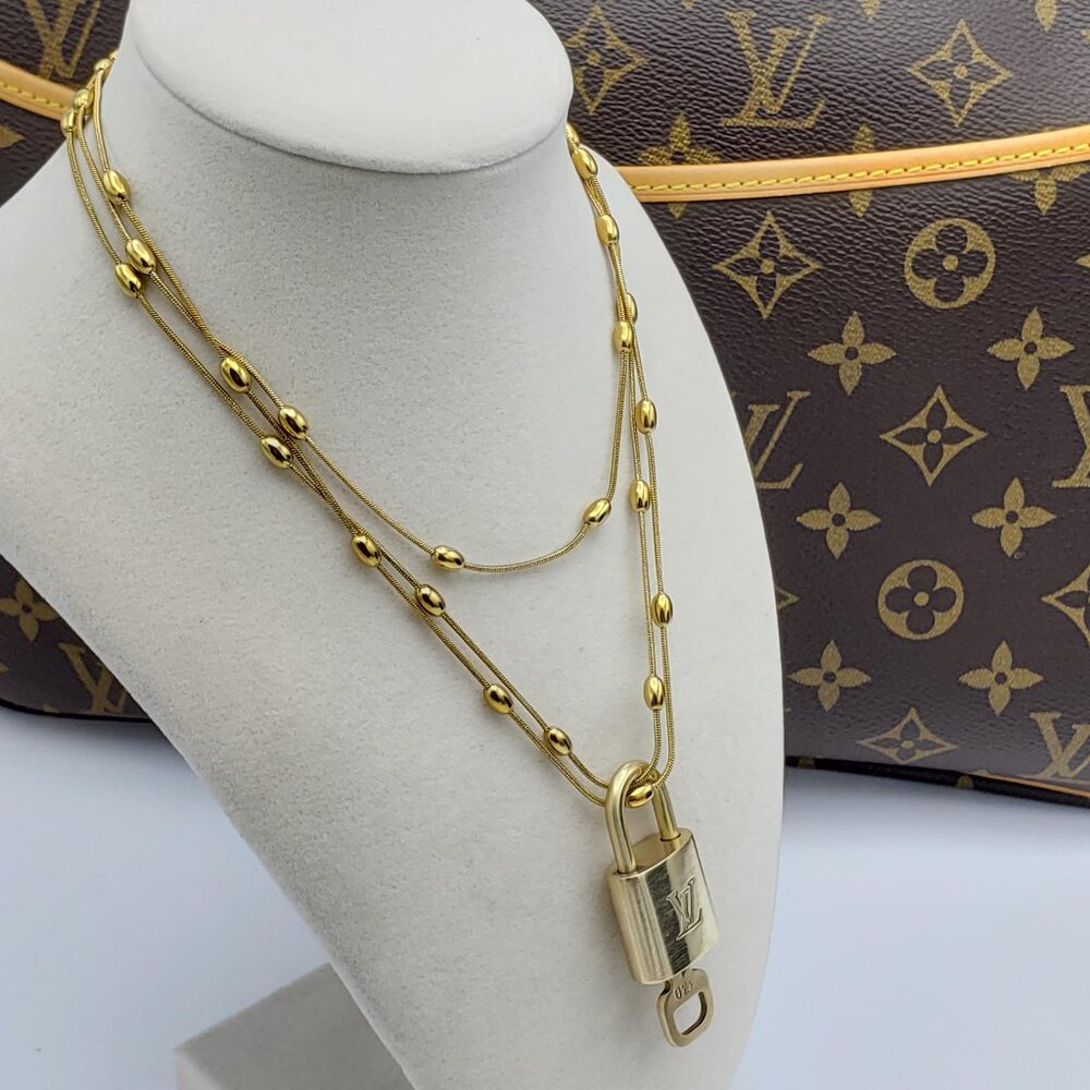 Authentic Louis Vuitton Padlock w/Unbranded Stainless Steel Gold Plated Chain - Picture 2 of 9